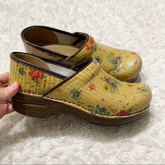 Dansko Shoes - Dansko Professional Clog- Yellow Floral Gator